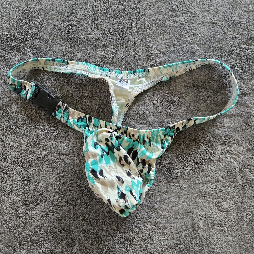 n2n bodywear swim thong, buckle (L)